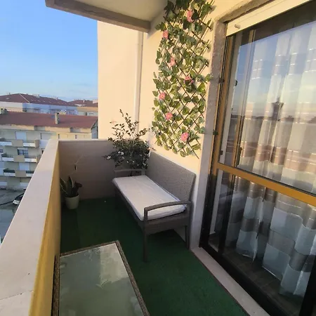Sunrise Apartment *