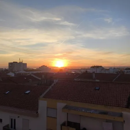 Apartment Sunrise *
